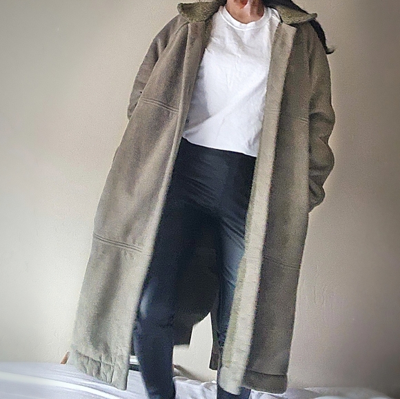 Green full length coat - Picture 2 of 9